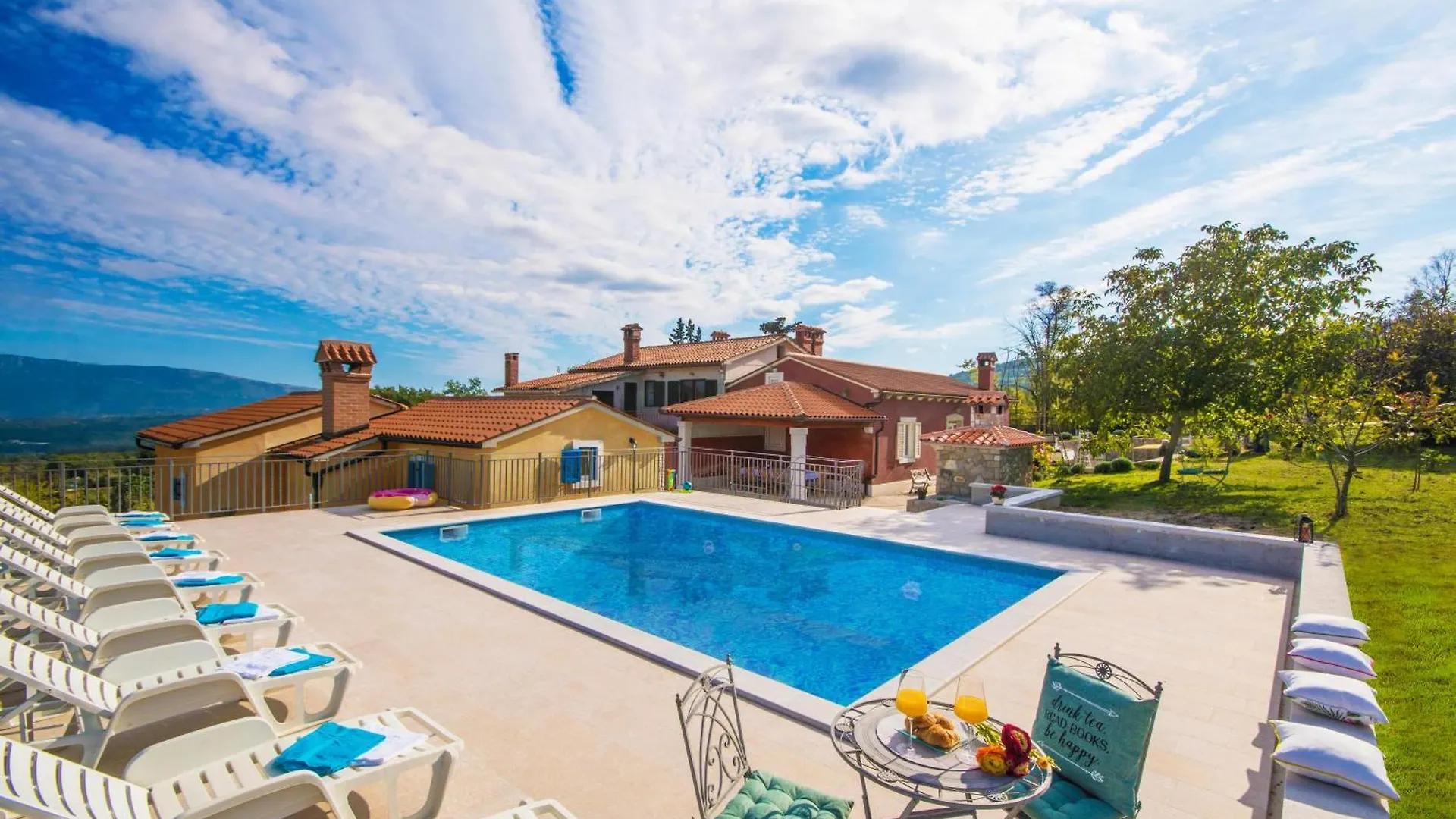 Σπίτι διακοπών Villa Maslina, A Charming And Private Villa 15 Km From The Sea Pićan